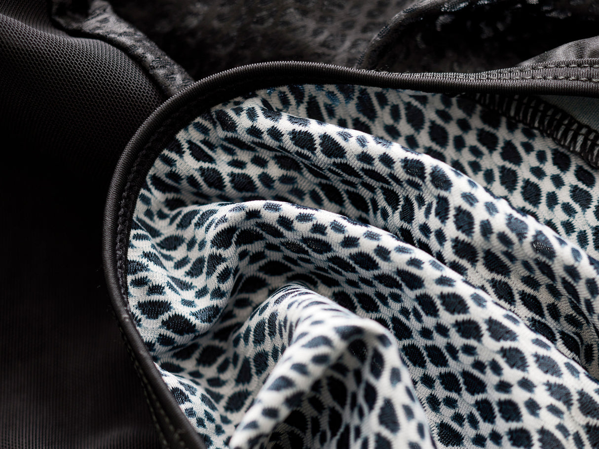 Re-Behave Supreme VAIN light vest - sort